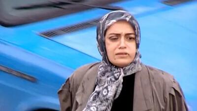  فیلم/ سکانس عبرت سریال آوای باران؛ گدایی الهام چرخنده، زیور بدجنس سریال با لباسهایی پاره و بدون کفش