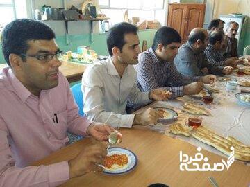  صرف صبحانه در ساعات اداری ممنوع است