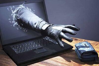 معاون پلیس آگاهی فراجا: از اردیبهشت تاکنون، بیش از ۶ هزار و ۳۰۰ حساب بانکی کلاهبرداران مسدود شده است (۷ آبان ۱۴۰۴)