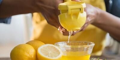 نحوه گرفتن تلخی و نگهداری آب‌لیمو تازه!