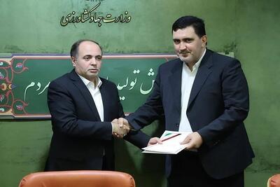  سکان واردات نهاده‌ها در دست فردی پر حاشیه ! / چگونه وزیر جهاد کشاورزی سوابق قضایی نمازی را نادیده گرفت؟