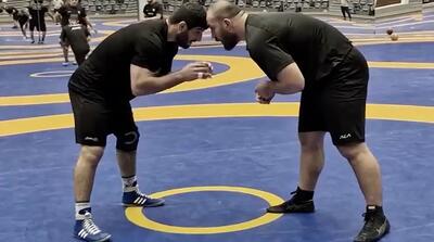  گلادیاتور و پادشاه کشتی ایران سرشاخ شدند