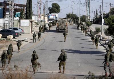 یورش گسترده صهیونیست‌ها به کرانه باختری/ بازداشت 50 فلسطینی - تسنیم