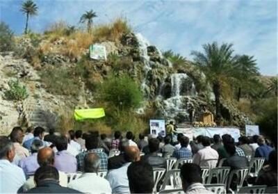  آغاز جشنواره «مِغ مهرگان» در حاجی‌آباد با حضور گسترده مردم و تولیدکنندگان محلی - تسنیم
