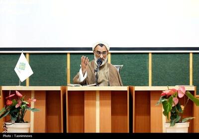  سبک مدیریتی رهبر انقلاب مبتنی بر واقع‌بینی، آرمان‌گرایی و جهادی بودن است - تسنیم