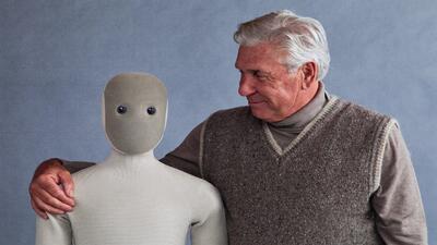  این ربات انسان‌نما لباس‌ها را تا و خانه را مرتب می‌کند!