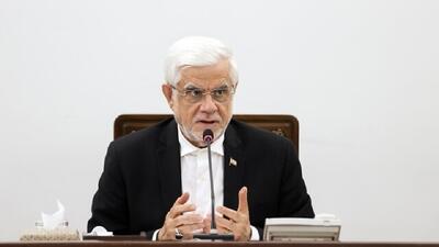 عارف مطرح کرد: لزوم تجدیدنظر در اداره دانشگاه‌ها