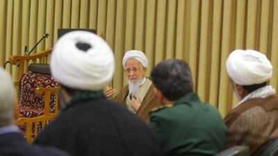  آیت الله جوادی آملی: ملت تشنه صداقت و طهارت است/مساجد را دریابیم