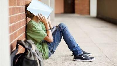  نوجوانان در طوفان آسیب‌های اجتماعی؛ رسانه‌ها ناجی یا مقصر؟
