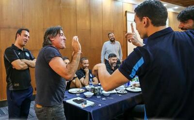  سورپرایز ویژه بازیکنان استقلال برای سایپنتو+عکس