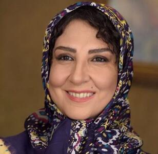  تاریخ وبگردی | گریم سنگین و هنرنمایی مرجانه گلچین با شخصیت مادر بزرگ ویژه دهه شصتی‌ها