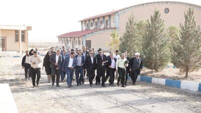  استاندار قزوین از اردوگاه فرهنگی و تربیتی شهید رجایی ضیاء آباد تاکستان بازدید کرد