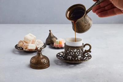  قهوه دله عربی چیست؟ قهوه ای اصیل با طعمی مرد افکن!