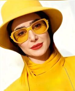  عکس/ استایل خوشرنگ هالیوودی الناز حبیبی با عینک | اقتصاد24