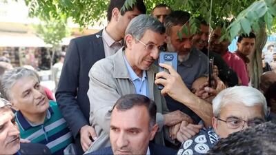  بازگشت احمدی‌نژاد به صحنه سیاست؛ تکرار اشتباهات گذشته در لباسی تازه؟