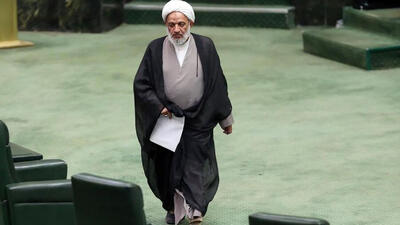 آقاتهرانی: قانونی که ما داریم قانون بدحجابی نیست، قانون عریانی و کشف حجاب است/ با فیلترینگ مخالف نیستم، با چیز دیگری مخالفم