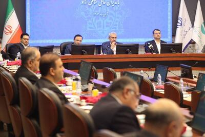  تاکید وزیر اقتصاد بر توسعه ایران از مسیر مناطق آزاد