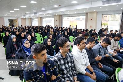  آیین استقبال از نو دانشجویان دانشگاه اشرفی اصفهانی + تصاویر