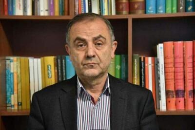  نخستین جمهوری اسلامی کی و چگونه تأسیس شد؟ 