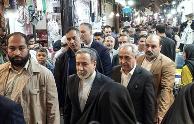  گشت‌وگذار کوتاه وزیر امور خارجه در بازار تبریز +عکس