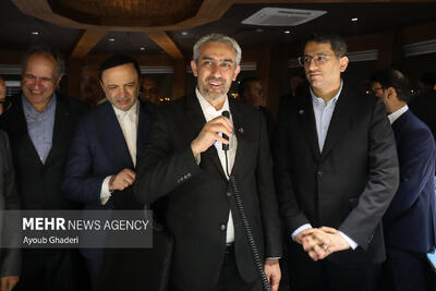  مکالمه وزیر اقتصاد با خلبان از برج مراقبت جدید فرودگاه کیش