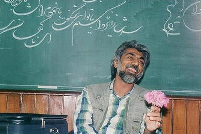  قیصر از تجربه کردن نمی‌ترسید؛ شعر قیصر همچنان خواندنی، به‌روز و زنده