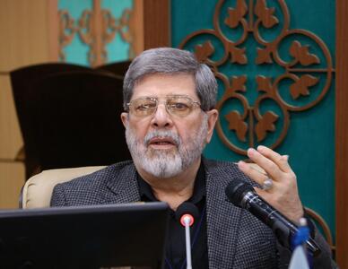  رئیس فرهنگستان علوم پزشکی ایران، نسبت به تبعات افزایش بی‌رویه ظرفیت پزشکی هشدار داد