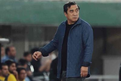  خداداد عزیزی: با قلعه نویی مشکلی ندارم؛ فوتبال بدون تماشاگر چه فایده‌ای دارد؟!