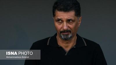  حسینی: پنالتی را به استقلال هدیه دادیم/ موافق برگزاری داربی در اراک نیستم