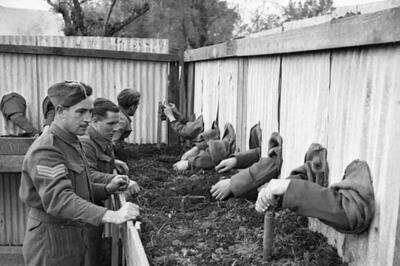  جنگ با چشمان بسته؛ آموزشی حیاتی در سپاه دهم ارتش بریتانیا (عکس)