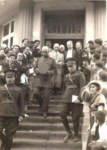  عکس/ چهره دیده نشده رضاشاه ۹۱ سال پیش در ترکیه با استایل نظامی | اقتصاد24