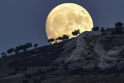  آیا ماه کامل واقعاً باعث بی‌خوابی ما می‌شود؟