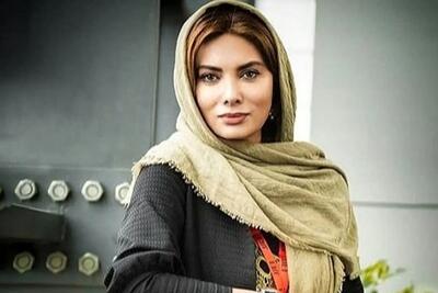  ویدئویی از نگار فروزنده در حال تزریق برای جوانسازی پوست در یک کلینیک زیبایی