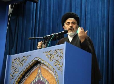  نماینده ولی فقیه در آذربایجان غربی: لطمه زندن به انسجام ملی اشتباه است