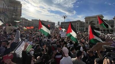  تظاهرات در میلان ایتالیا در محکومیت نقض آتش‌بس از سوی اسرائیل در غزه