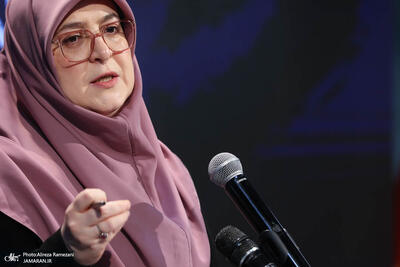  واکنش سخنگوی دولت به ممنوعیت هالووین و فروش اقلام آن در کشور: ما این همه جشن ملی داریم، هالووین کجا بود؟ جلوگیری یک راه است ولی یک راه دیگر فرهنگ‌سازی است؛ یعنی برگشتن به جشن‌های ملی و مذهبی خودمان می‌تواند بسیار بهتر باشد؛ جشن مهرگان ما چه شده است؟