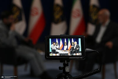  سردار علایی به دولت: شما نباید به همه پول بدهید/ کسری بودجه را می‌خواهید چکار کنید؟! بعضی هزینه‌ها را قطع کنید، خیلی‌ها هم ناراحت می‌شوند/ سالی یک میلیارد دلار دارد از کشور خارج می‌شود/ عمان الان دارد پزشک‌های ما را می‌برد/ گردشگر ما نصف امارات هم نیست