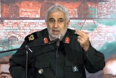  سردار حسن‌ نیا: حکم کسی که حجاب را قبول ندارد اعدام است/ بی‌حجاب با گفتگو درست نمی‌شود/ اگر رهبری اذن دهند همین جمع پوست از سر اینها می کنند/ تو رئیس جمهور، وزیر، استاندار شدی و قرآن قسم خورده ای بی خود می کنی می گویی حجاب را قبول ندارم/ ویدئو