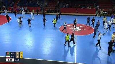  جملات دور از انتظار و توهین آمیز گزارشگر افغان در بازی با ایران؛ اگر گارد امنیتی نبود بازیکنان ایران را ... - کلبه سرگرمی |‌ Kolbehsargarmi