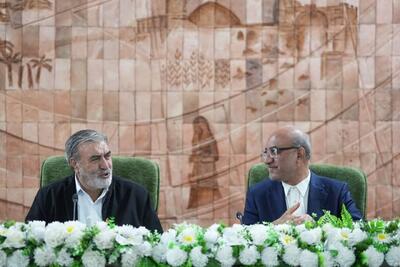  رئیس کمیسیون امنیت ملی بر لزوم احیای شهرهای مرزی تأکید کرد