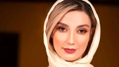  فیلم / نگاهی به چیدمان گرم و دلنشین خانه  حدیث میرامینی / از نور و دلبازی تا   ناهار خوری چوبی و عتیقه تا همرنگی رنگ مبلمان و پرده‌های پذیرایی ...