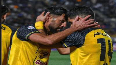  زردپوشان اصفهانی به یک قدمی استقلال رسیدند