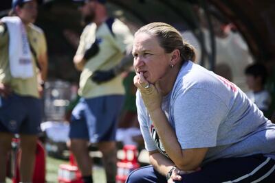  اعتراف مربی انگلیسی پس از رساندن تیم ته جدولی به بالای جدول: با کمک ChatGPT ترکیب می‌چیدم!