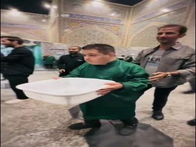  خادمان متفاوت امام رضا(ع) در چایخانۀ حضرت