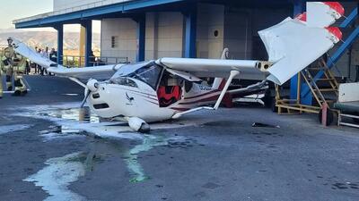  برخورد هواپیمای سبک با ساختمان فرودگاه تبریز (+عکس)