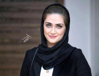  استایل جذاب الناز ملک در پشت صحنه یک تئاتر