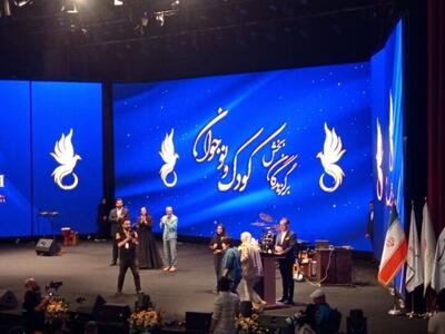  دورهمی چهره‌های مشهور سینما در یک مراسم