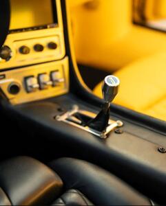  خودرویی که کابینش شبیه یک اثر هنری است!