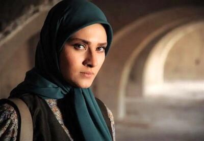  تاریخ وبگردی | زیبایی بی نظیر ساناز سعیدی بازیگر سریال  فریبا  با این تیپ