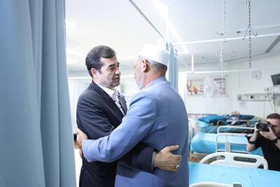  وزیر ورزش و جوانان بر بالین صابر کاظمی